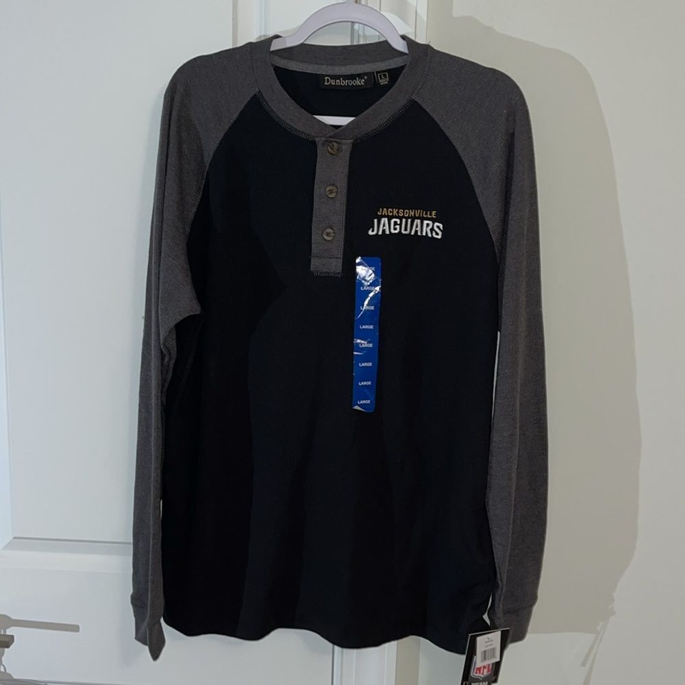New NWT Jacksonville Jaguars sewn authentic Men’s 3 Button Long Sleeve Shirt L